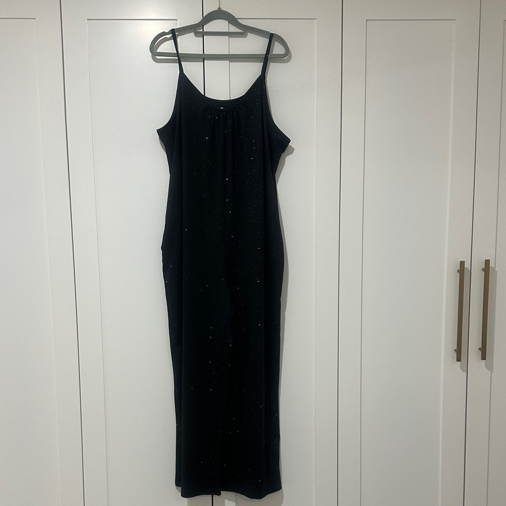 Elegant Black Sparkly Pantsuit